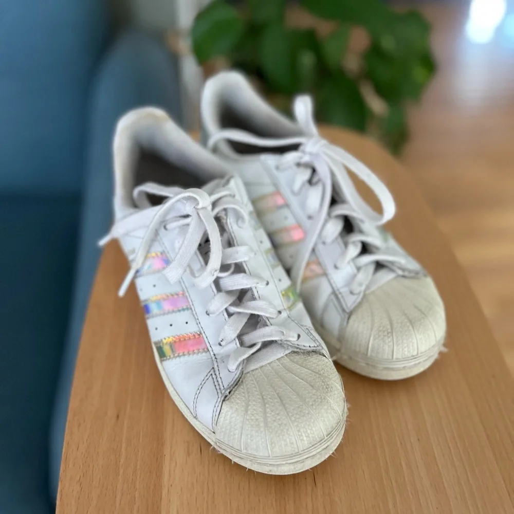Adidas Superstar White Iridescent sneakers Sz 3 1/2 - Picture 6 of 7